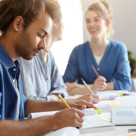 Nouvelle réforme diplômes du travail social, dernière ligne droite ?